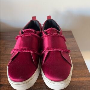 Burgundy Sam Edelman 7.5 Satin Levine Sneaker Deep Burgundy Maroon